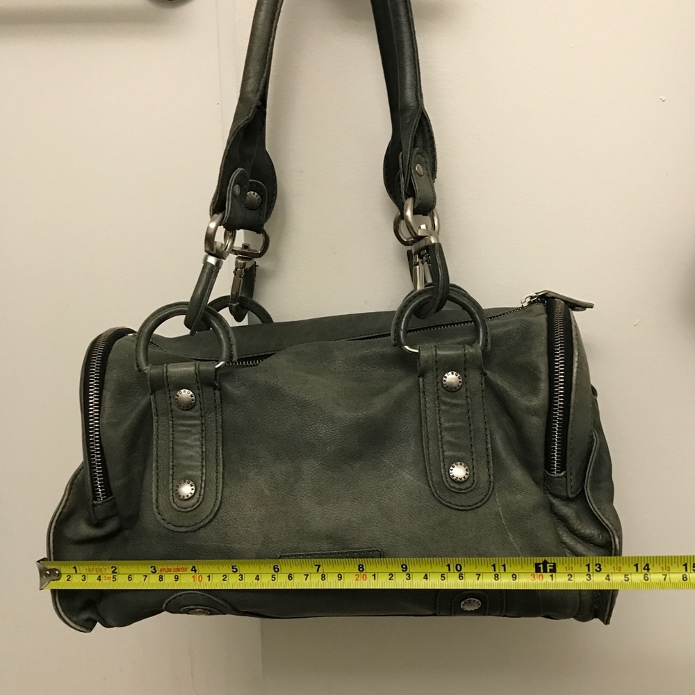 BCBG Grey Bag💋 - Picture 5 of 8